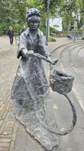 Leentje 06 Veilig op weg